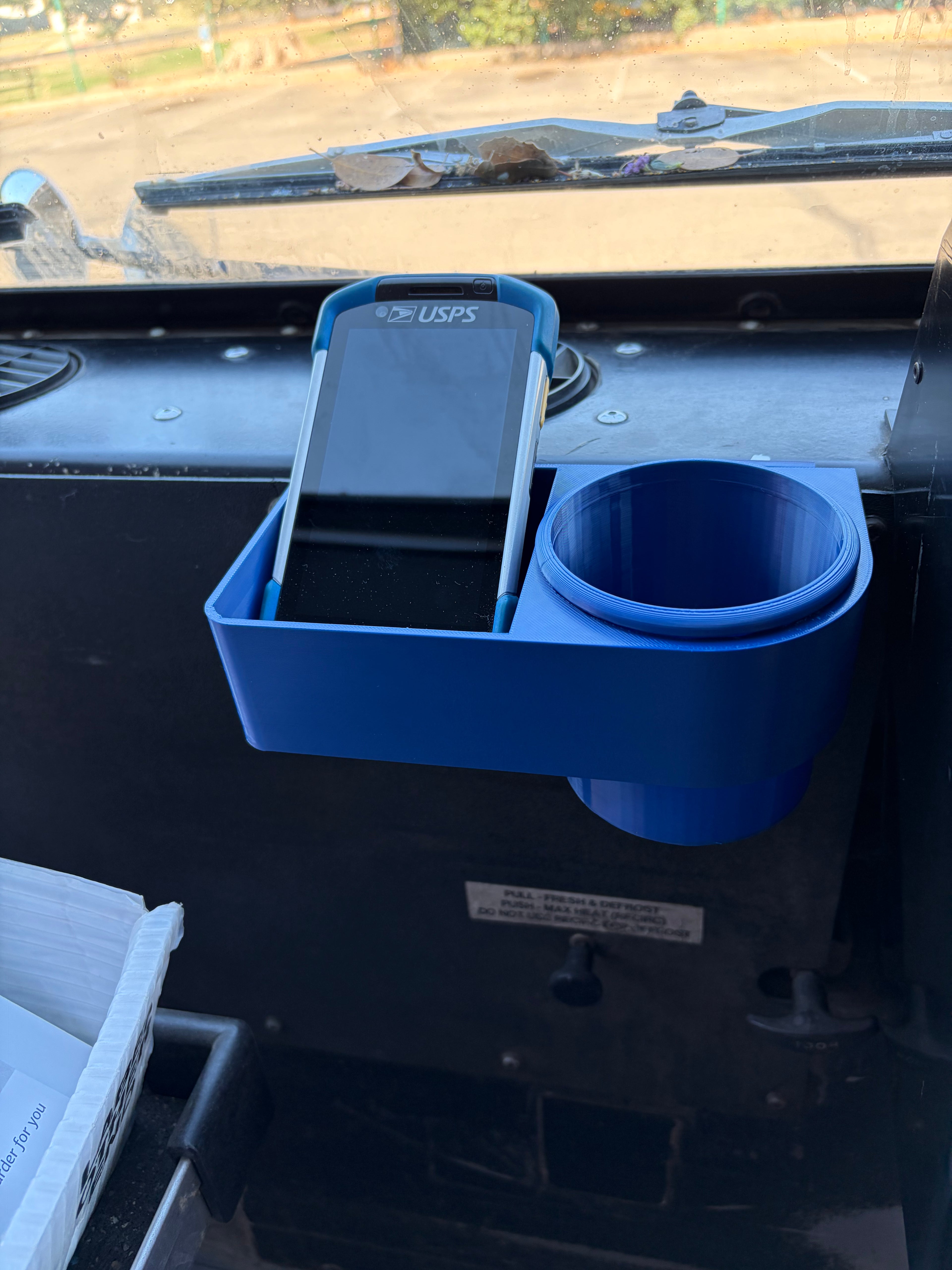 LLV scanner and drink holder